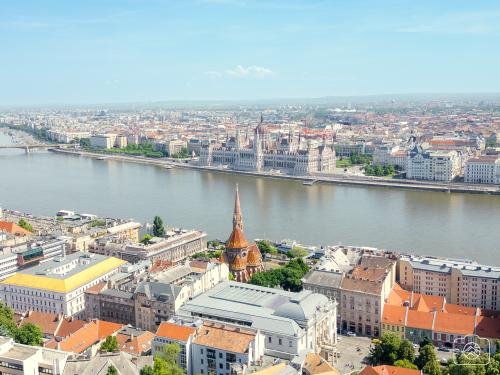 Парламента от дрон